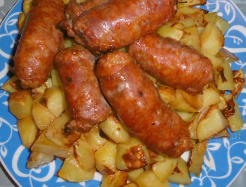 Salsiccia e patate al forno - Piatto pronto