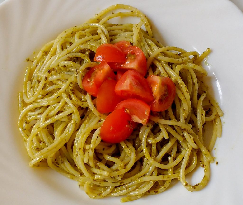 Spaghetti pesto e pomodorini - Piatto pronto