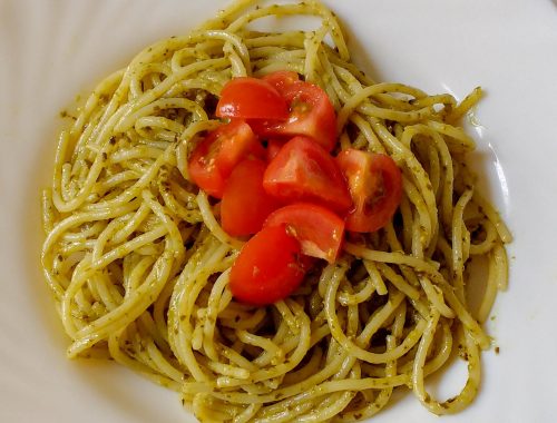 Spaghetti pesto e pomodorini - Piatto pronto