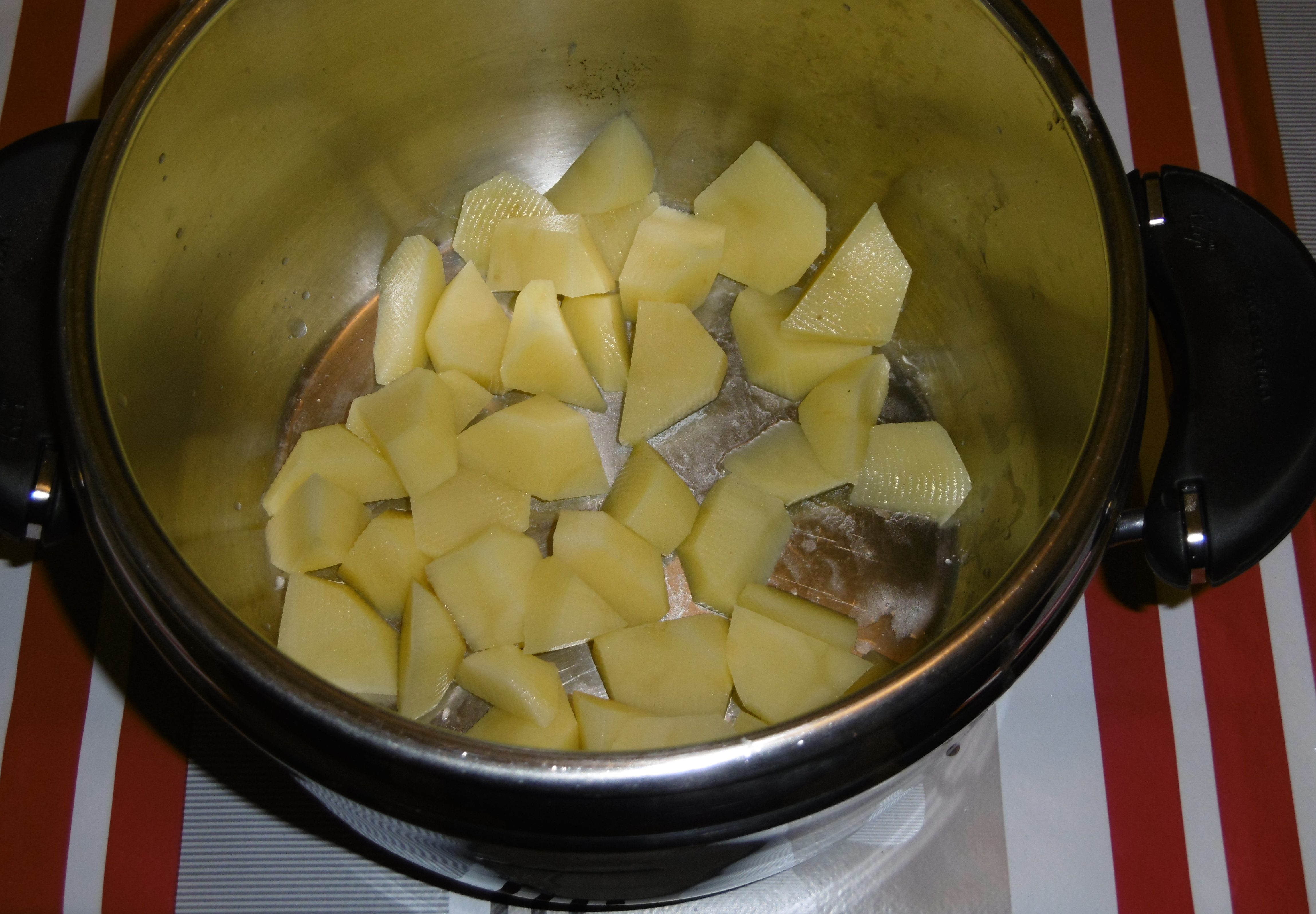 Polpette di verdure con corn flakes - Patate in padella