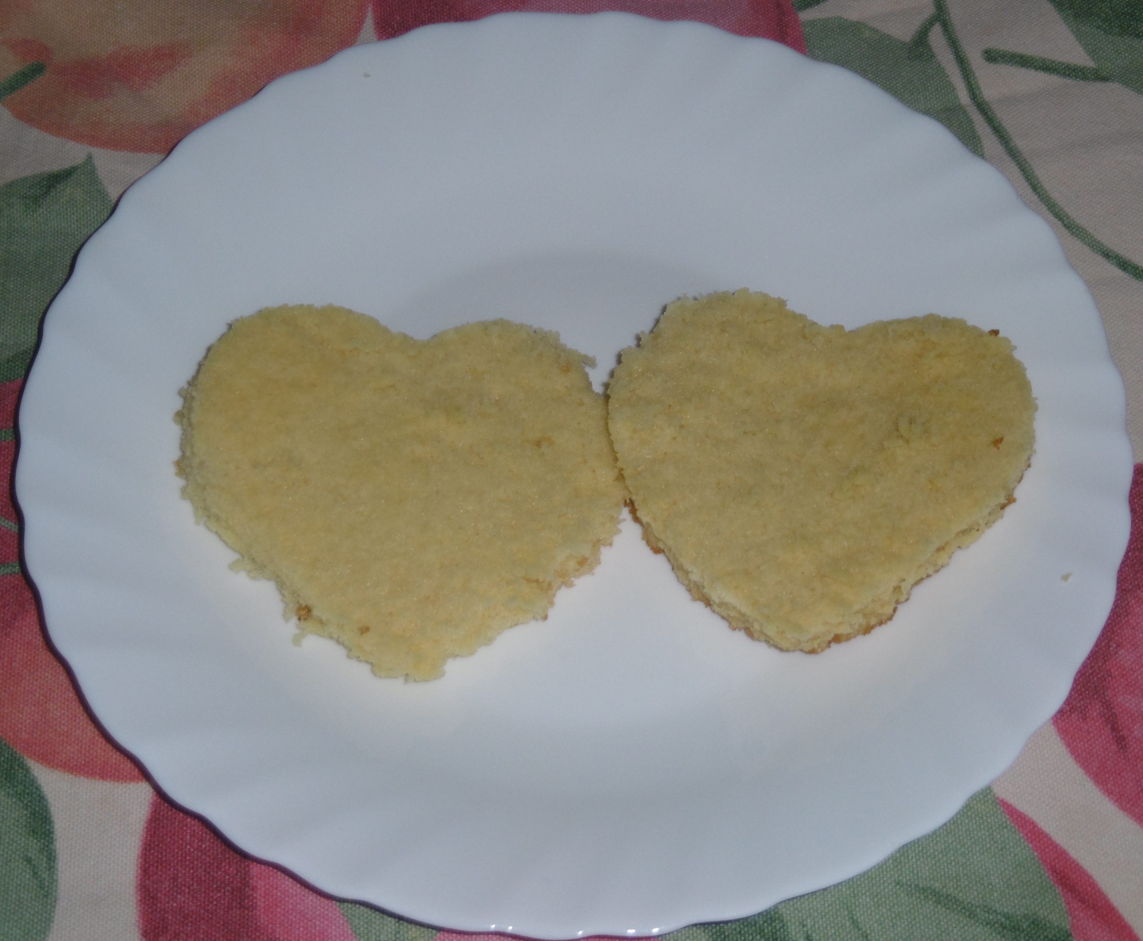 Torta a forma di cuore - Forme pan di spagna