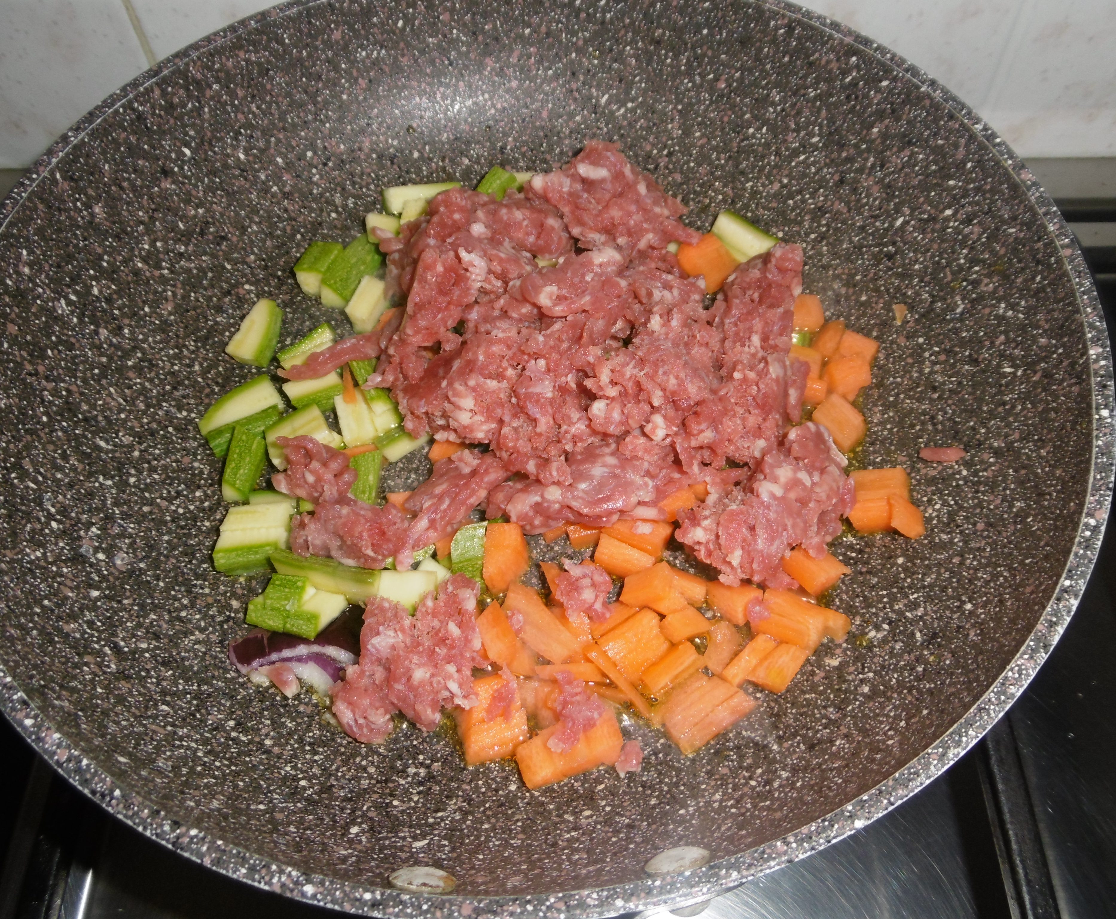 Gnocchi con ragù di carne e verdure - Macinato