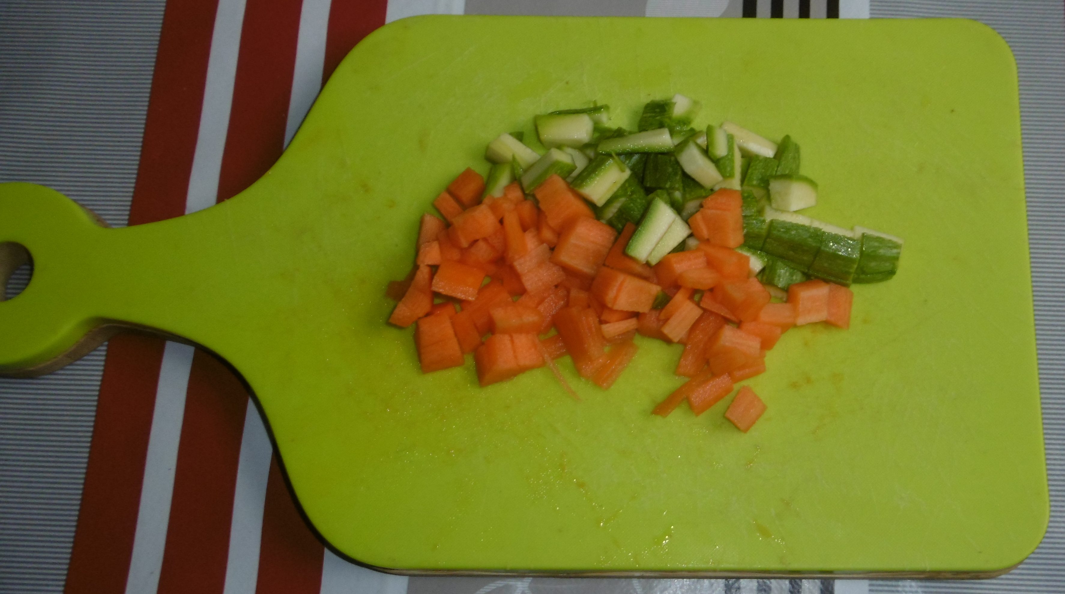 Gnocchi con ragù di carne e verdure - Verdure tagliate