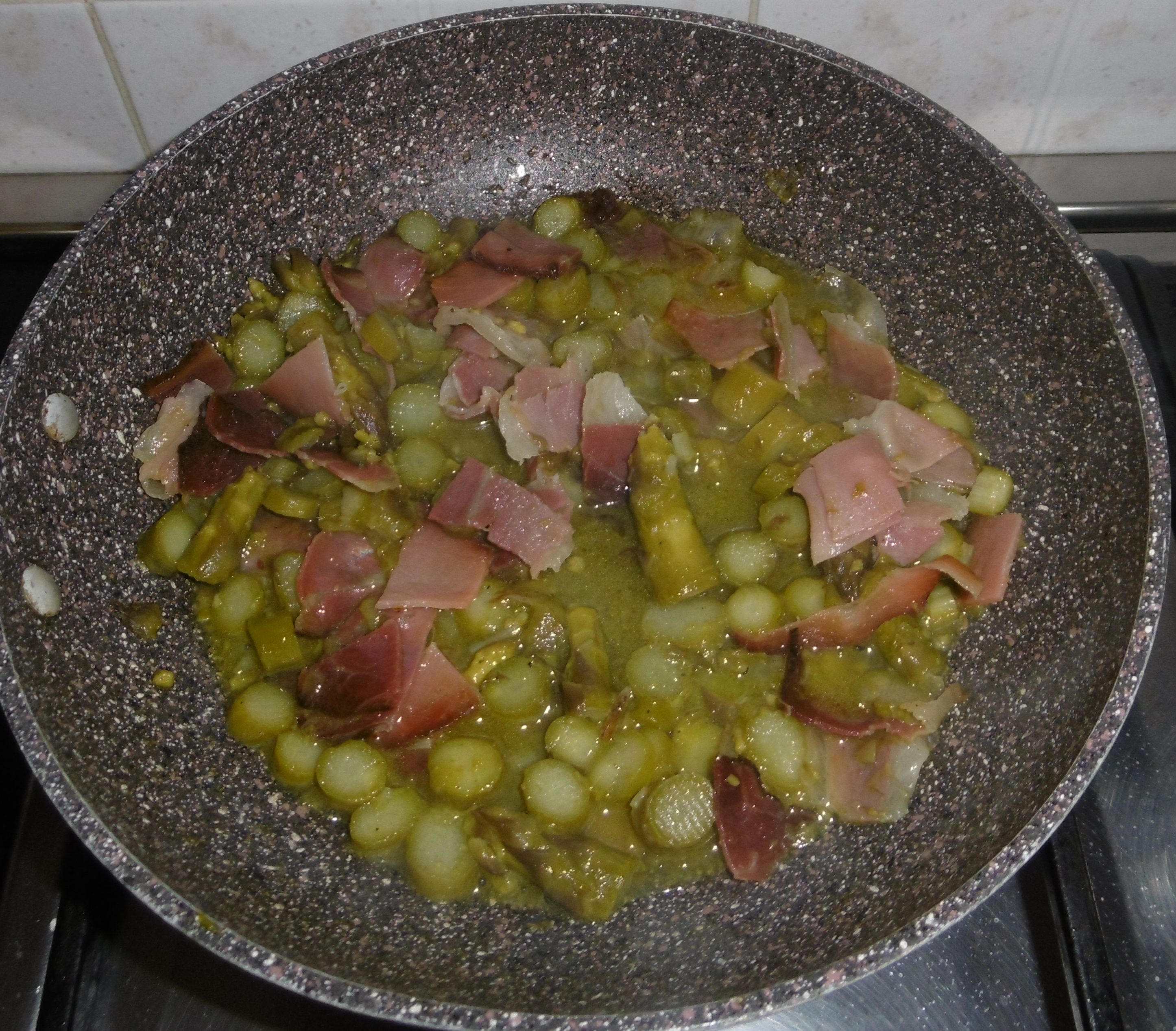 Risotto con asparagi e speck - Asparagi e speck saltati