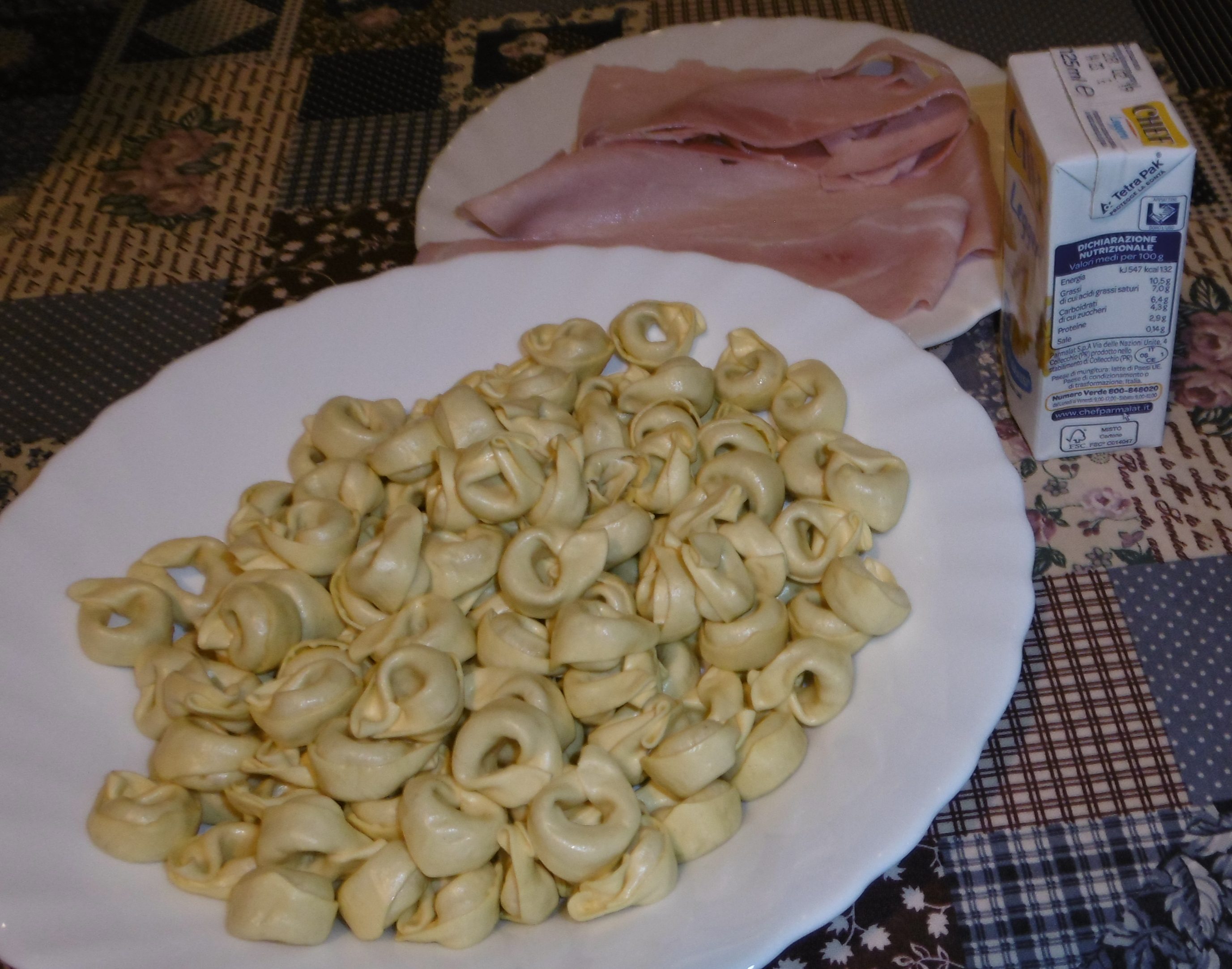 Tortellini panna e prosciutto - Ingredienti