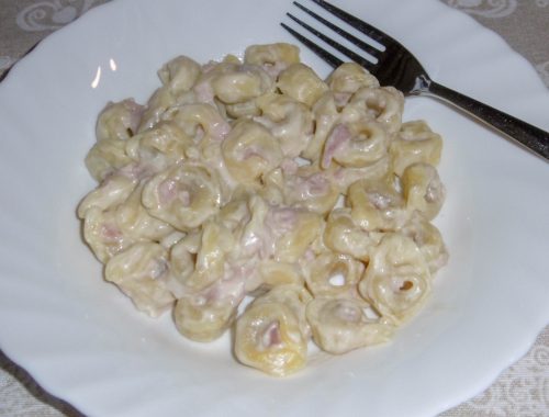 Tortellini panna e prosciutto - Piatto pronto