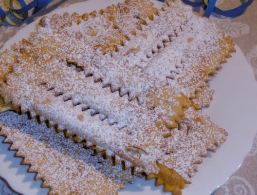 Chiacchiere di Carnevale - Piatto pronto