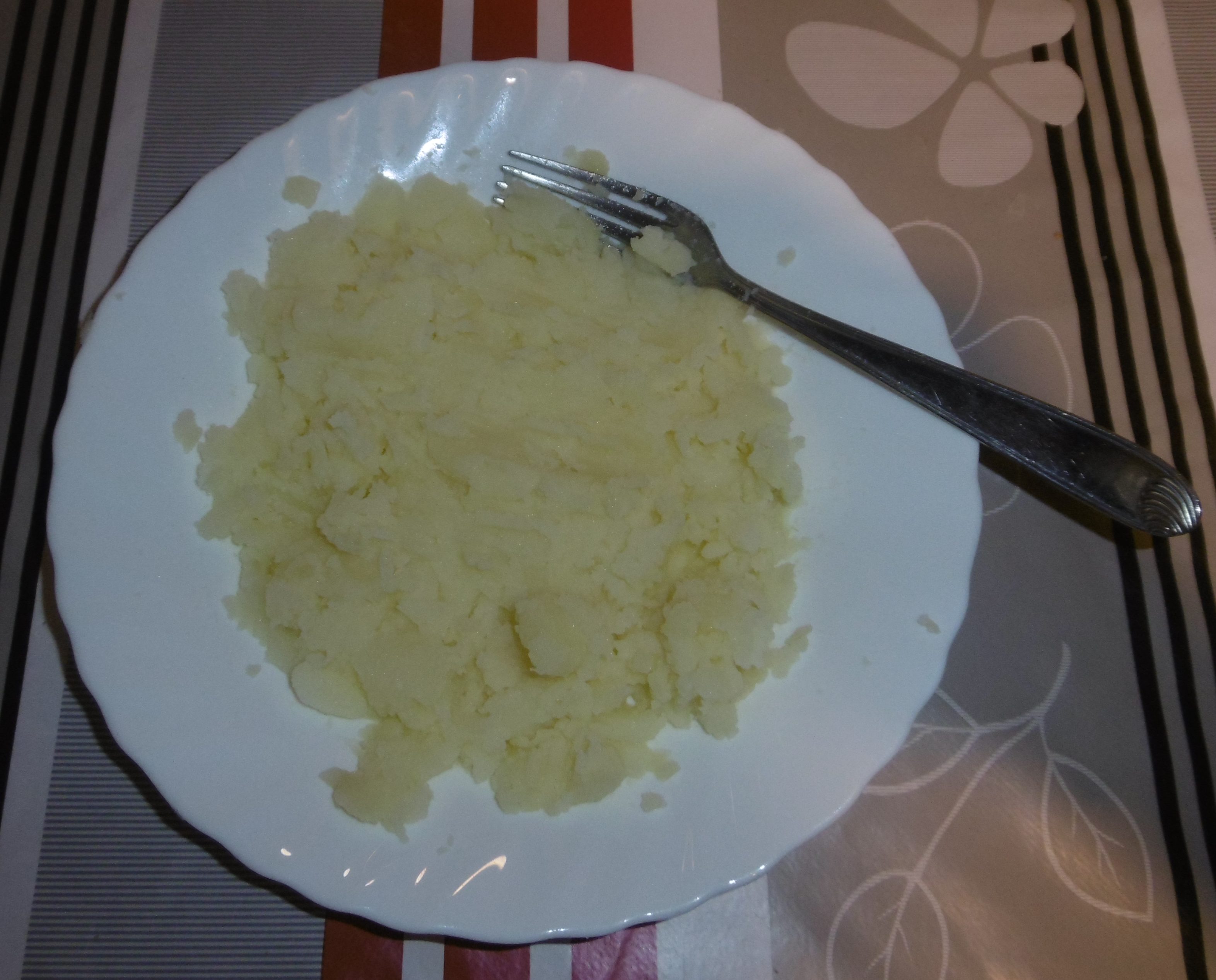 Carciofi ripieni con patate e formaggio - Patate schiacciate