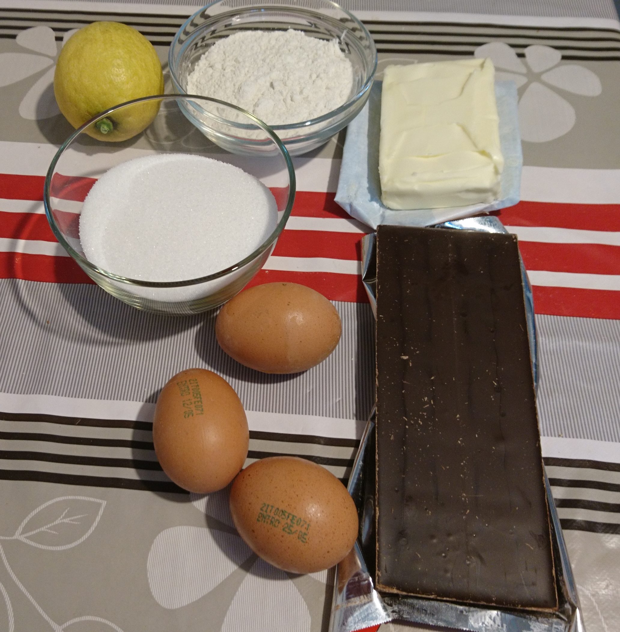 Brownies al cioccolato e nocciole - Ingredienti