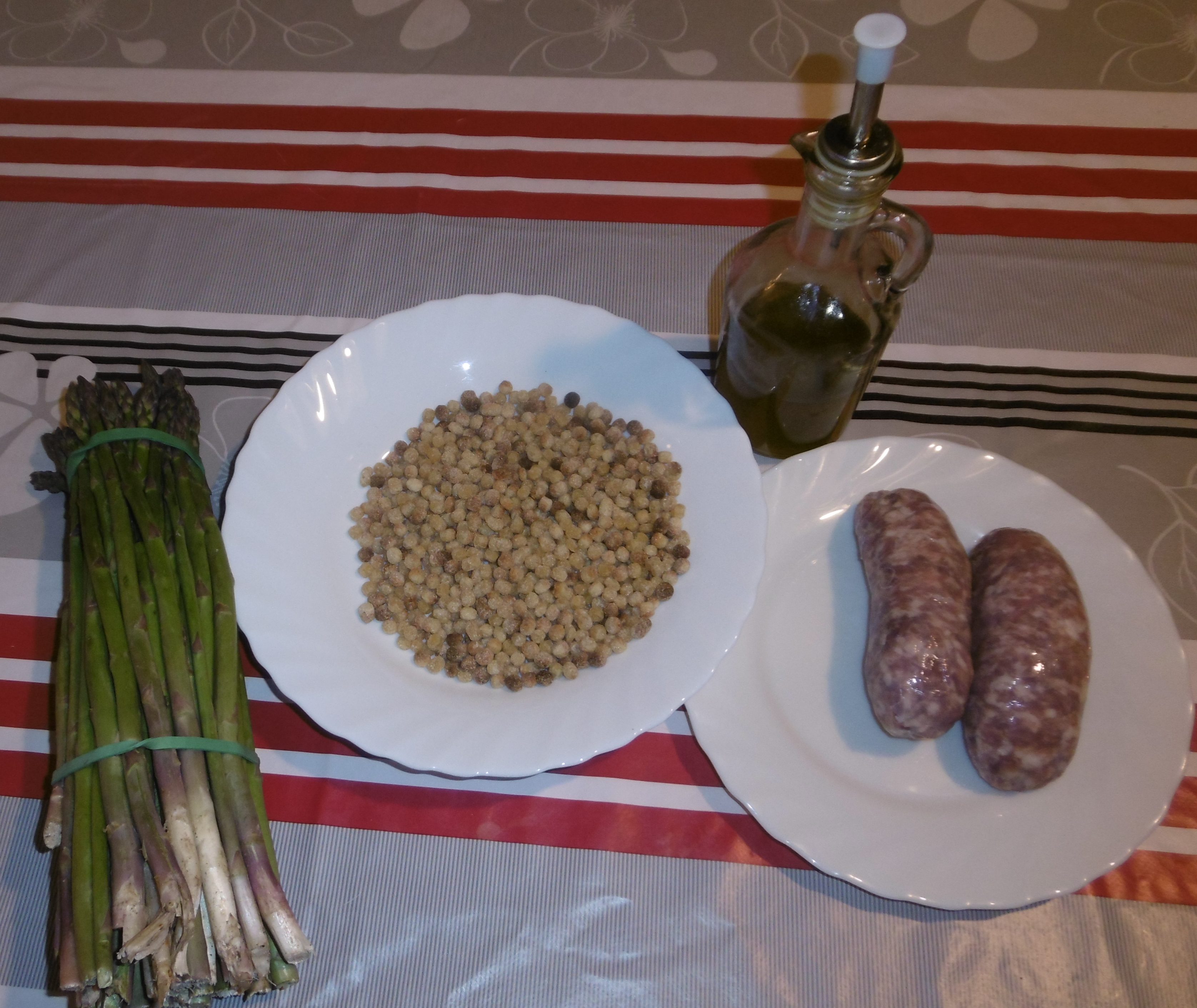 Fregola con asparagi e salsiccia - Ingredienti