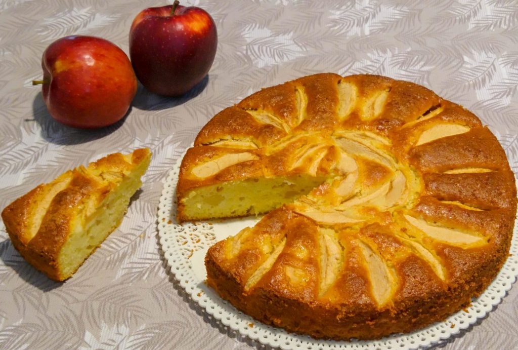 Torta di mele e yogurt - Piatto pronto