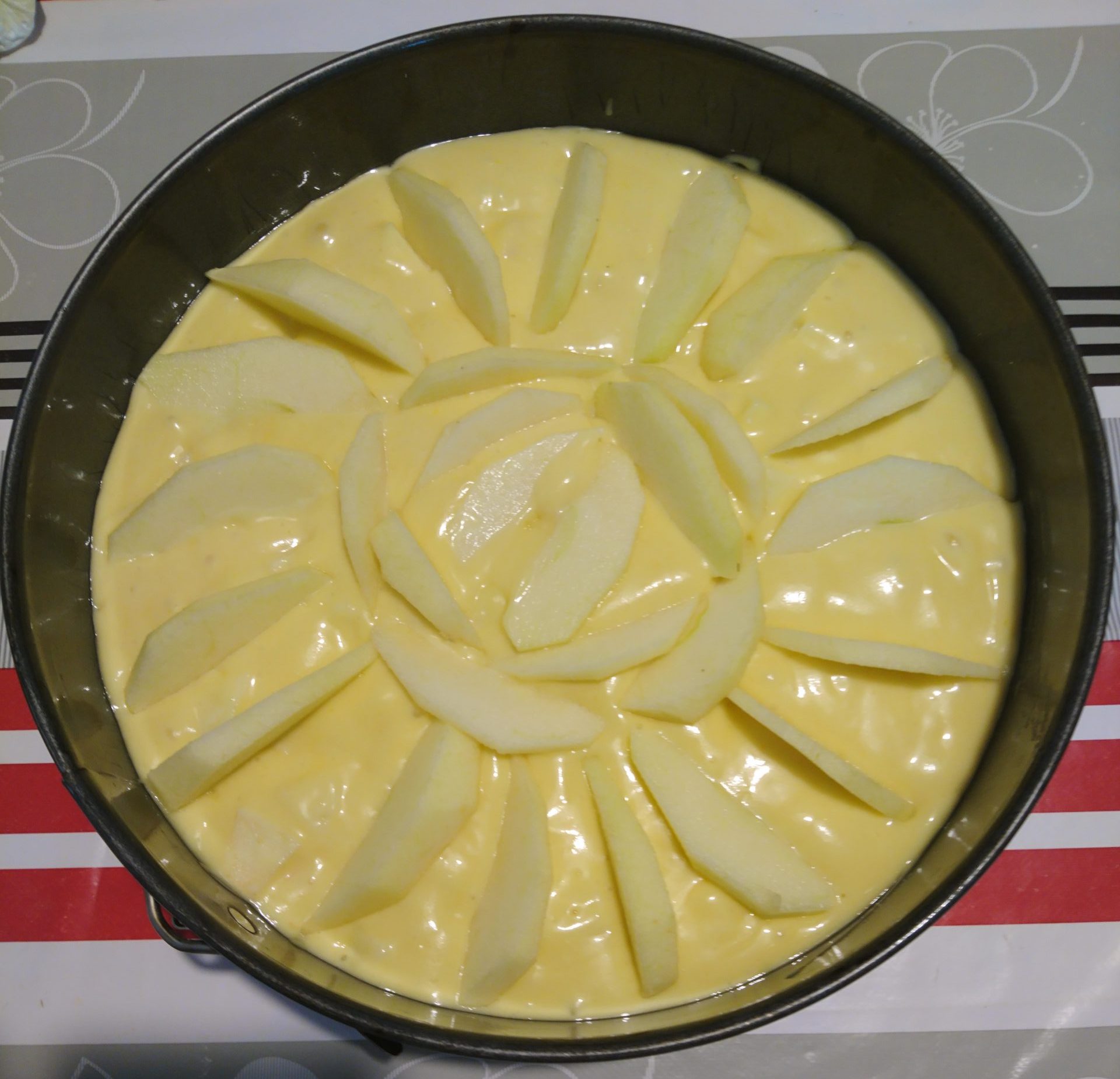 Torta di mele e yogurt - Torta cruda